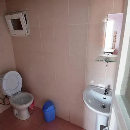 Avsa Roza Apart דירה